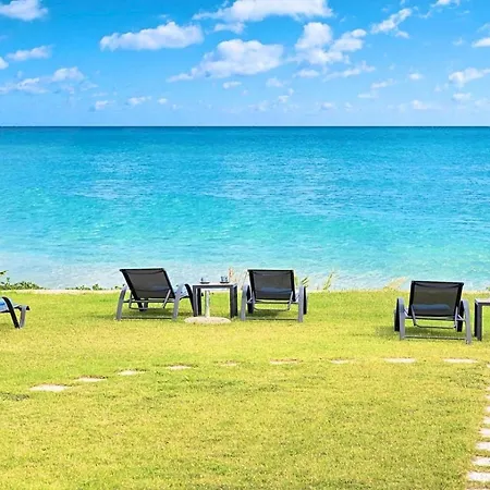 Вилла Psarou House